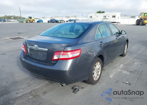 2011 Toyota Camry Xle z USA, uszkodzony, nr VIN 4T4BF3EK9BR115826